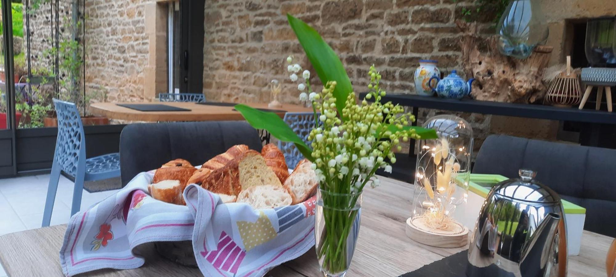 Les Etangs Du Moulin D'Harcy Hotell Lonny Exteriör bild